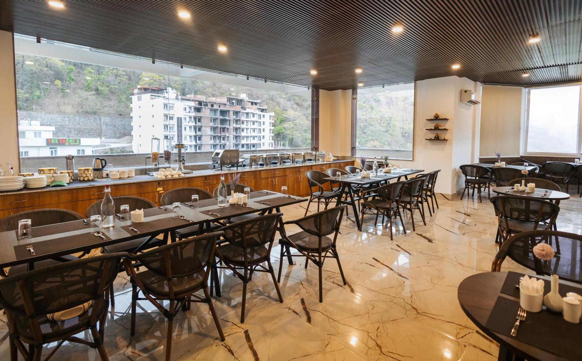 Stone Wood Hotel, Rishikesh Exterior photo