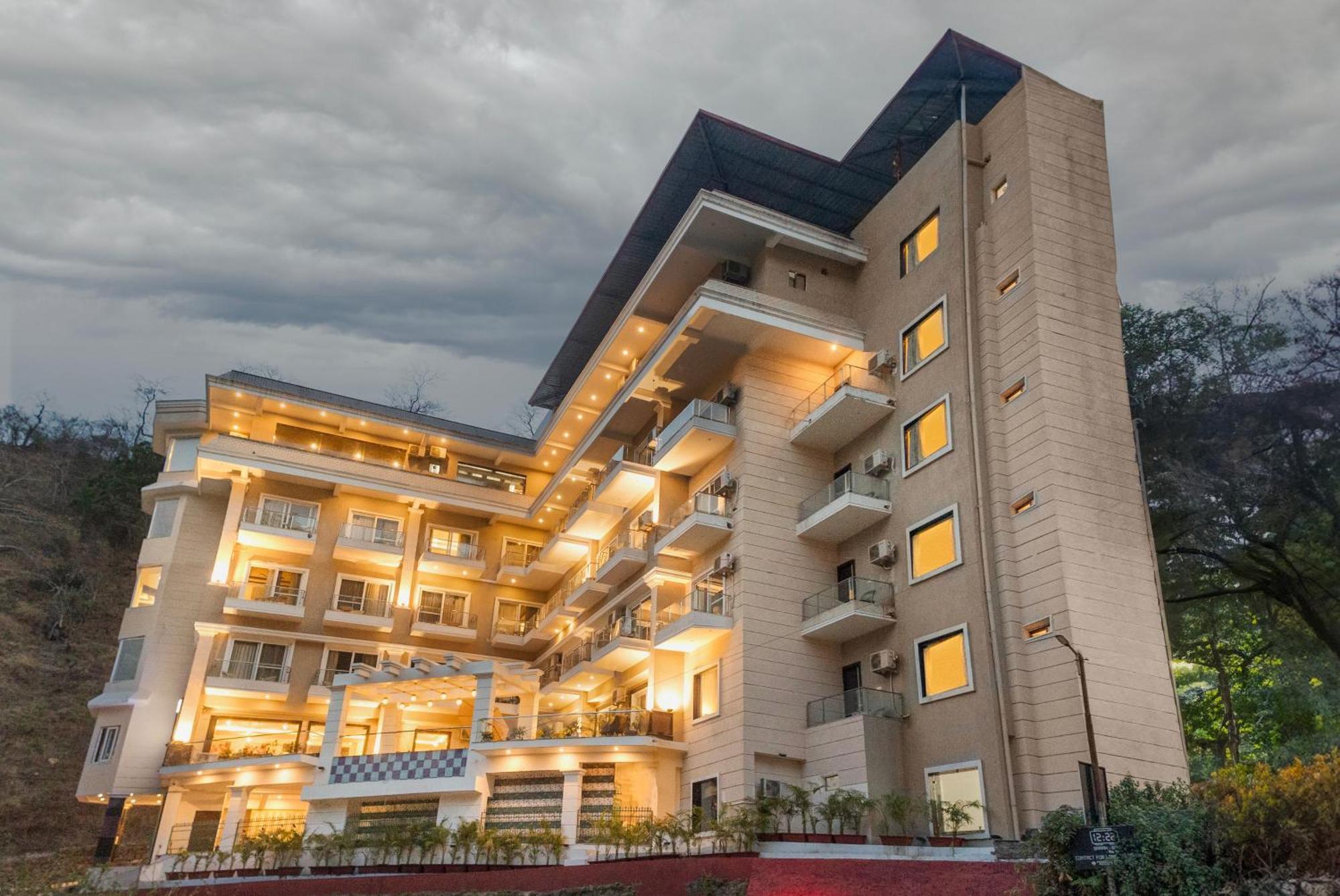 Stone Wood Hotel, Rishikesh Exterior photo