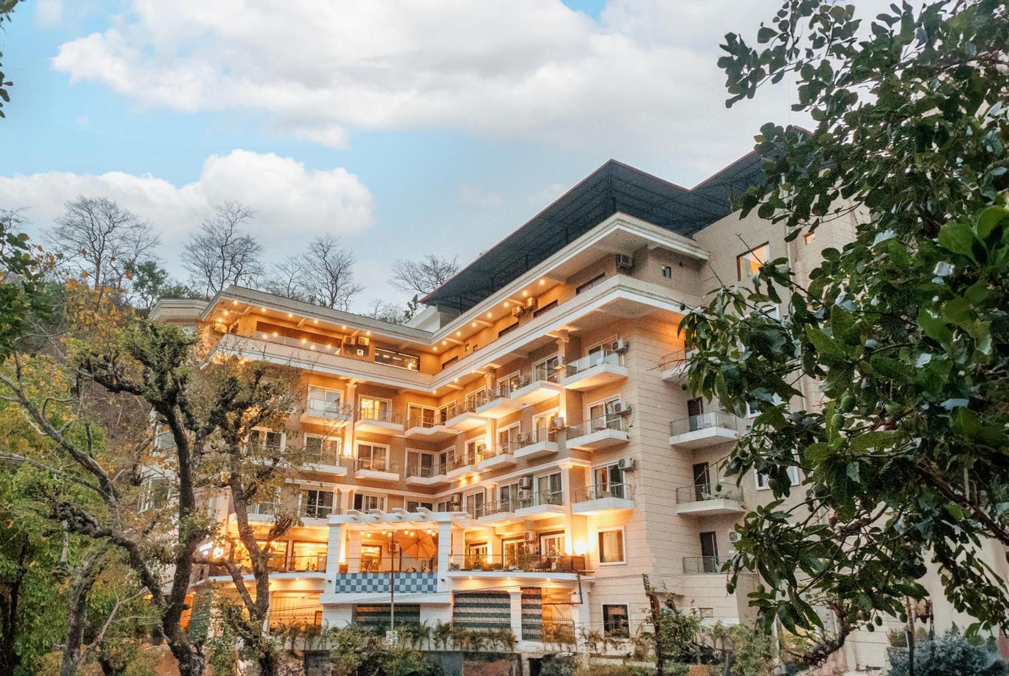 Stone Wood Hotel, Rishikesh Exterior photo